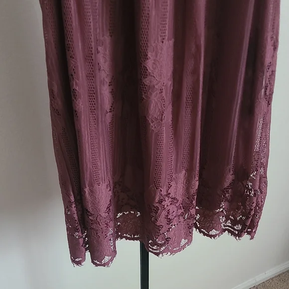 XXXL Sleeveless Lace Women's Dress - Burgundy - Picture 11 of 13
